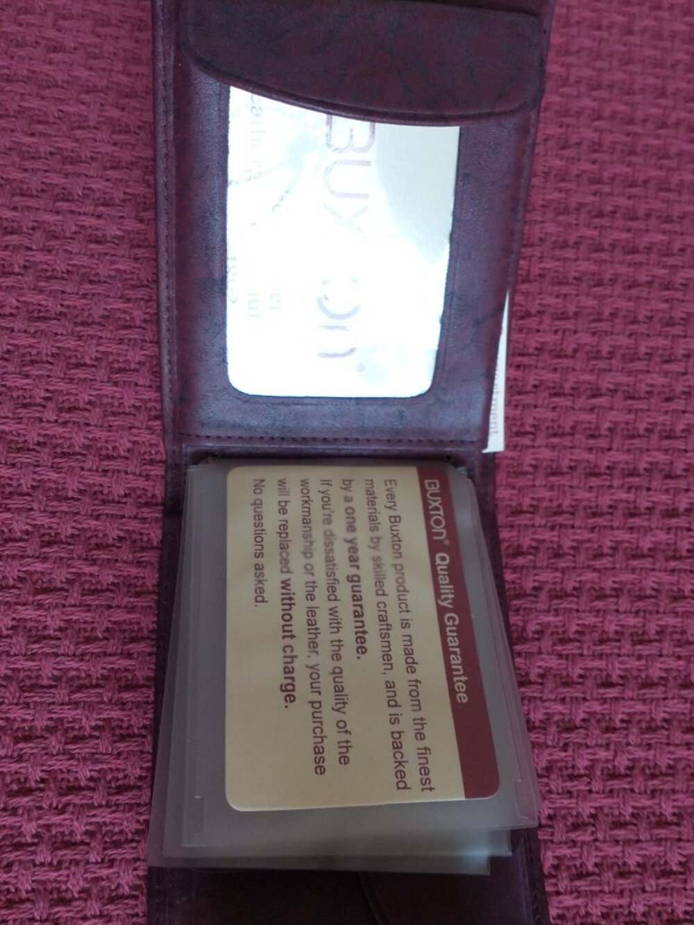 Buxton Women's Vintage Heiress Billfold Burgundy Leather Wallet NWT in Box - Picture 8 of 13